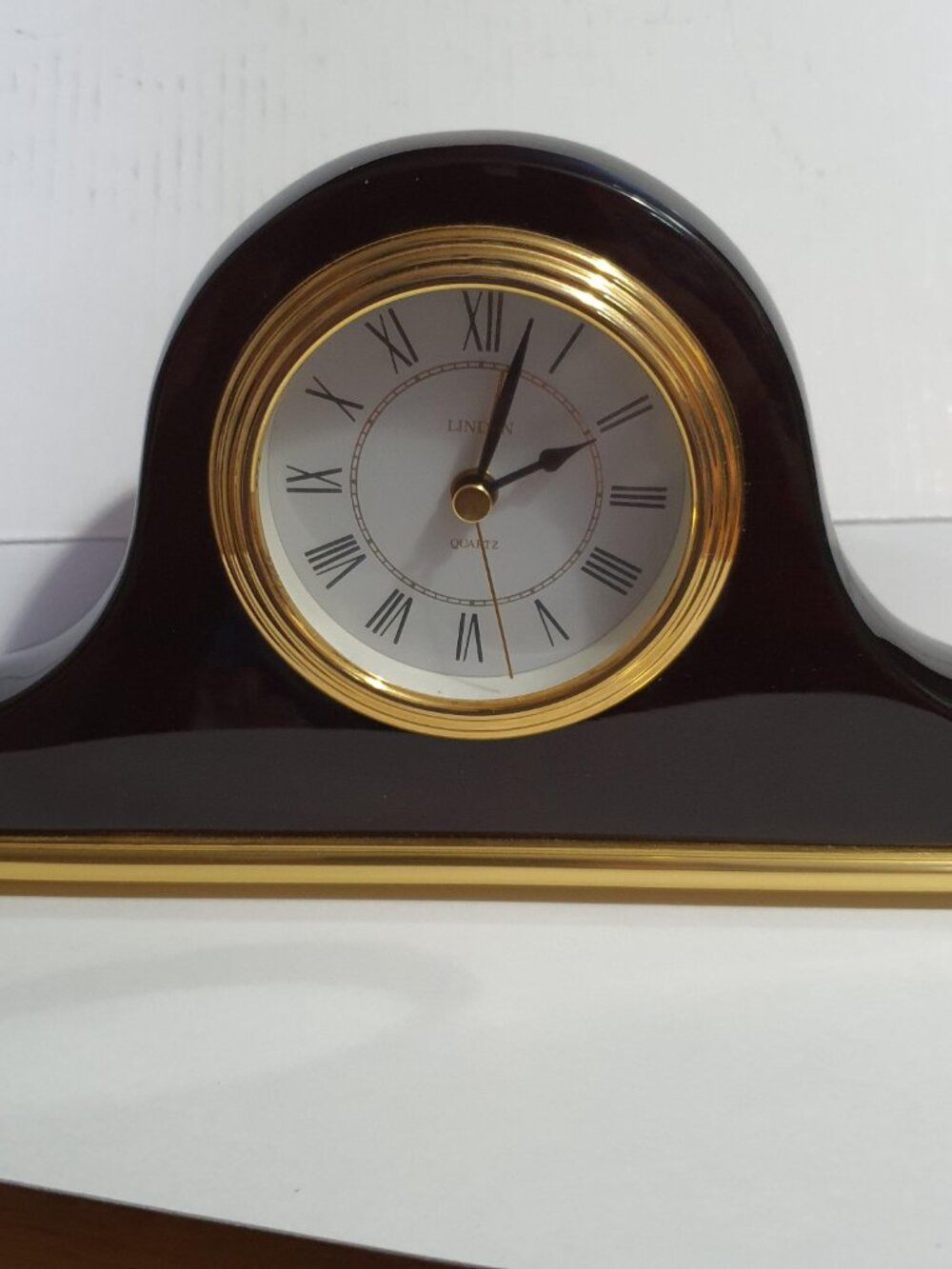 Linden Clock Co. Mahogany Gloss Wood & Brass Mantel Quartz Clock